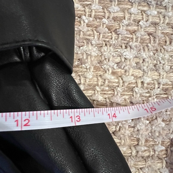 VICI paper bag faux leather shorts size small, tie waist, EUC, see photos - Picture 8 of 8